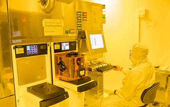 Lithography: non-chemically-amplified resin validated